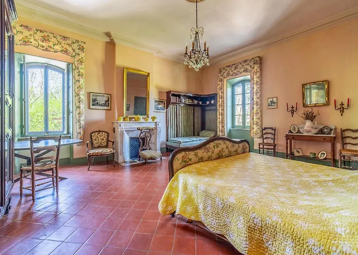 Amazing In Lezignan-Corbieres