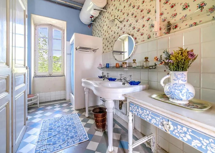 Holiday home Amazing In *